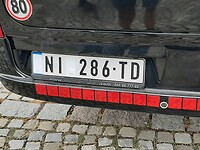 Afgeplakte kentekenplaat