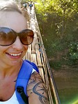 Op de bamboo hangbrug