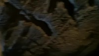 In de grotten van Trang An