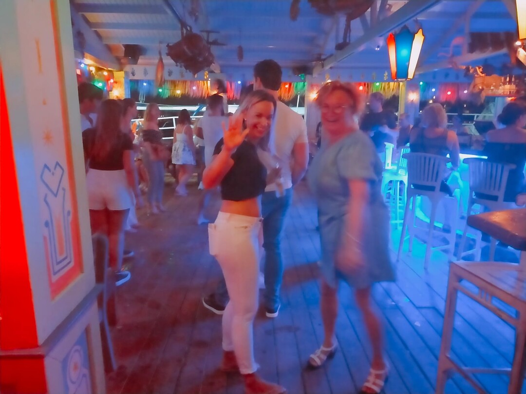 Dansen met Ineke in de Bugaloe