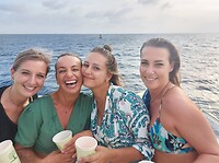 Kirsten ik Romana en Marloes