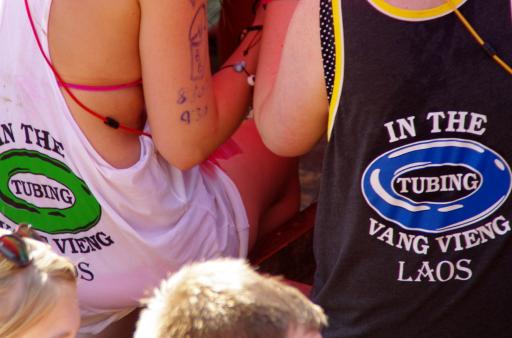Er bestaan zelfs Tubing t'shirts.....