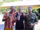 Ik met mijn makkers........ proost!!!