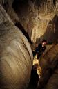 Tussen stalagtieten door kruipen