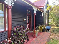 Waterfront Casilda guesthouse in Dunalley