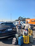 Op het vliegveld van Hobart voor het inleveren van de auto