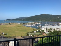 Uitzicht appartement Airlie Beach