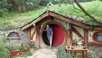 Hobbiton Movie Set 1
