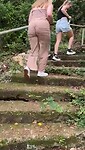 Daffie op de trapjes