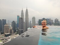 Rooftop Swimmingpool on our hotel
