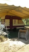 1 van de 7 caravans in chakra's kleuren