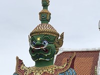 Bewaker van tempel ( groen gezicht, baas van de demonen)