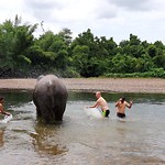 Baden in de rivier