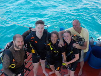 12 meter diepte gedoken, Marc eerder er uit...trots !!