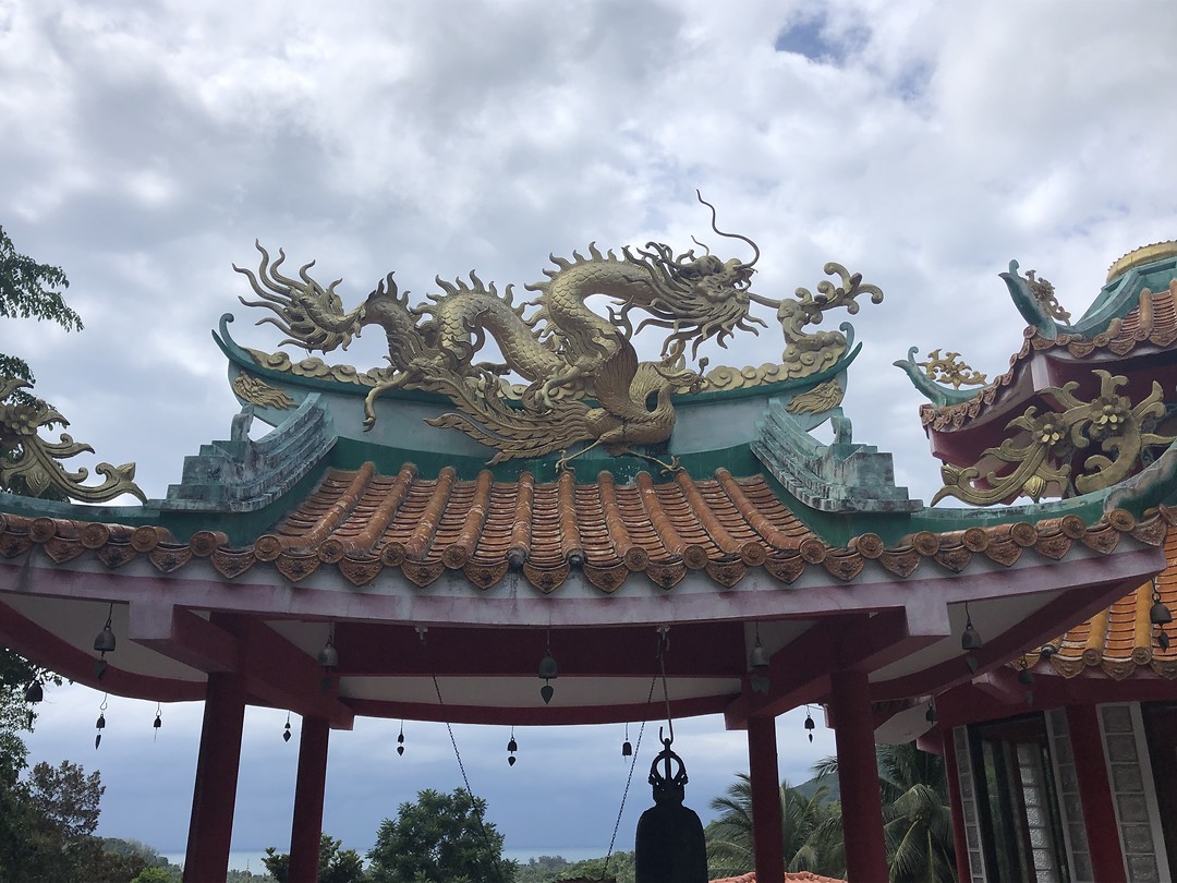 Chinese tempel met draken