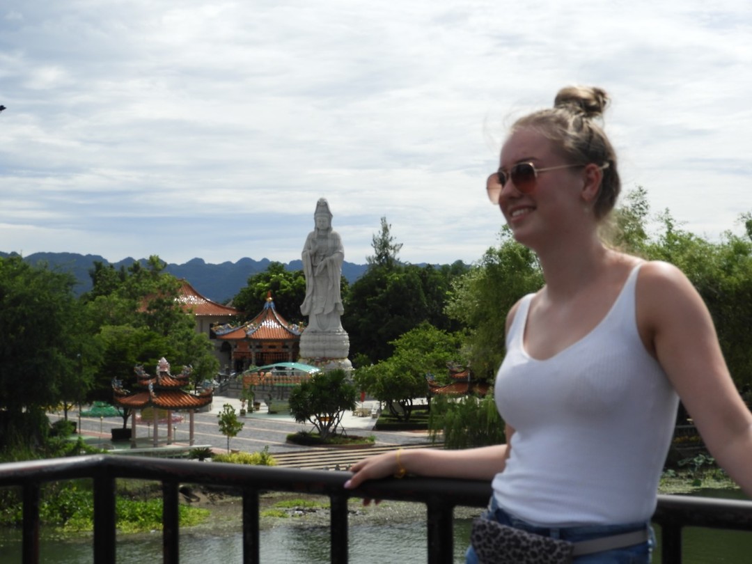 Renske on the bridge over River Kwai