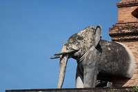 Wat Chedi Luag