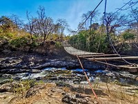 Brug KhonePaSoi Waterfall