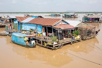 Chong Khness floating village