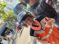B4E8CD21-7335-4F10-B621-B80E2B7D5808