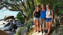 Iris, Astrid en Deb