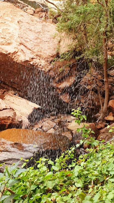 Lower Emerald pools