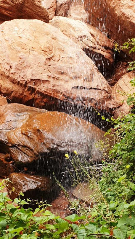 Lower Emerald pools