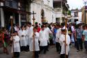 de processie begint