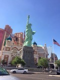 Statue of liberty voor hotel New York New York