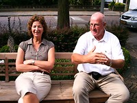 tot onze verbazing zit bij aankomst Gijsbert naast Karin