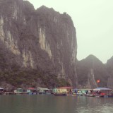 vissersdorpje in Halong Bay