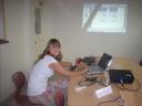 In de conference room op stage