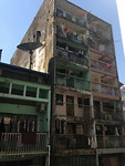 How the locals live in Yangon