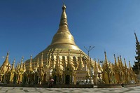 The biggest pagoda of Myanmar!