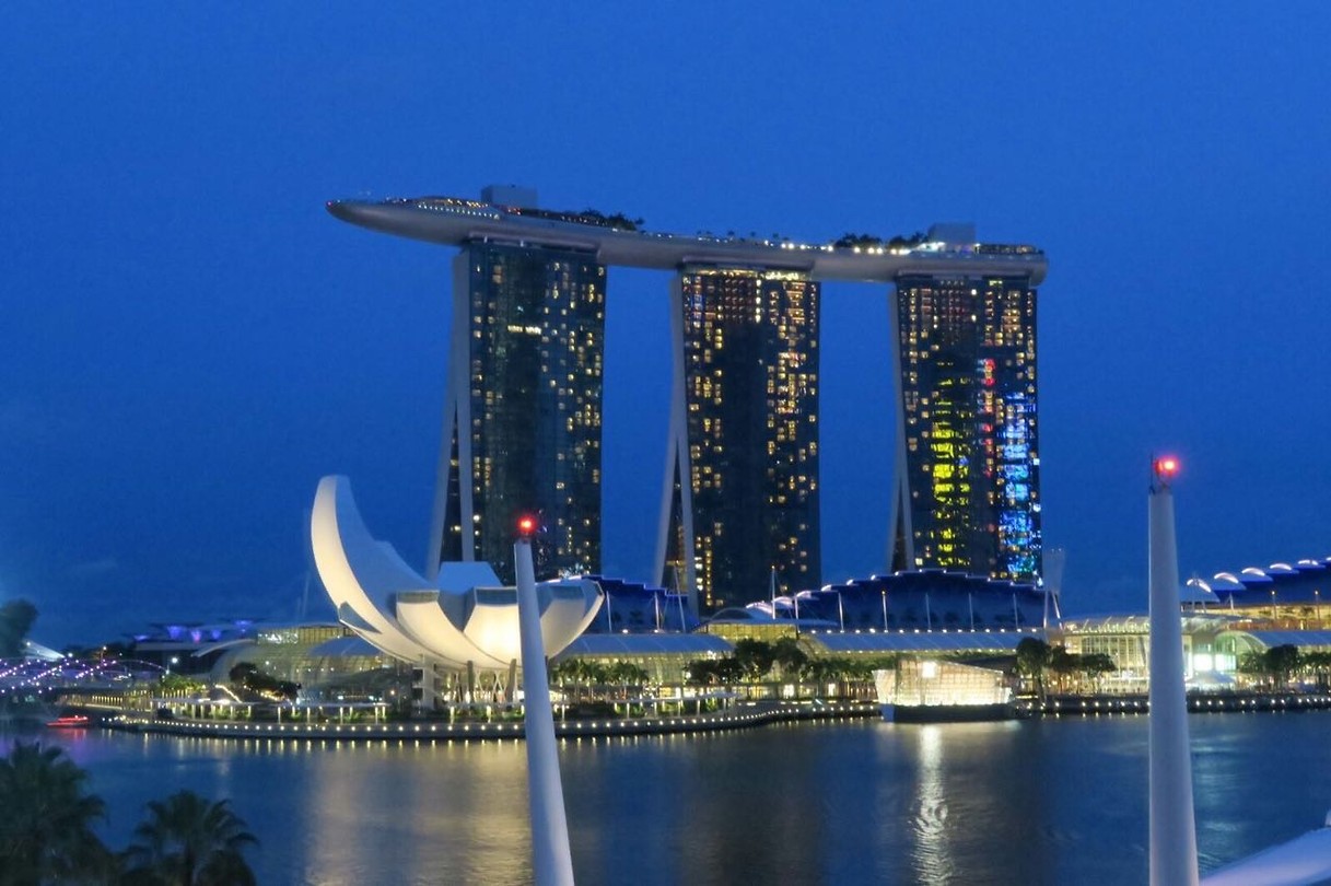 Iconic boat shaped building