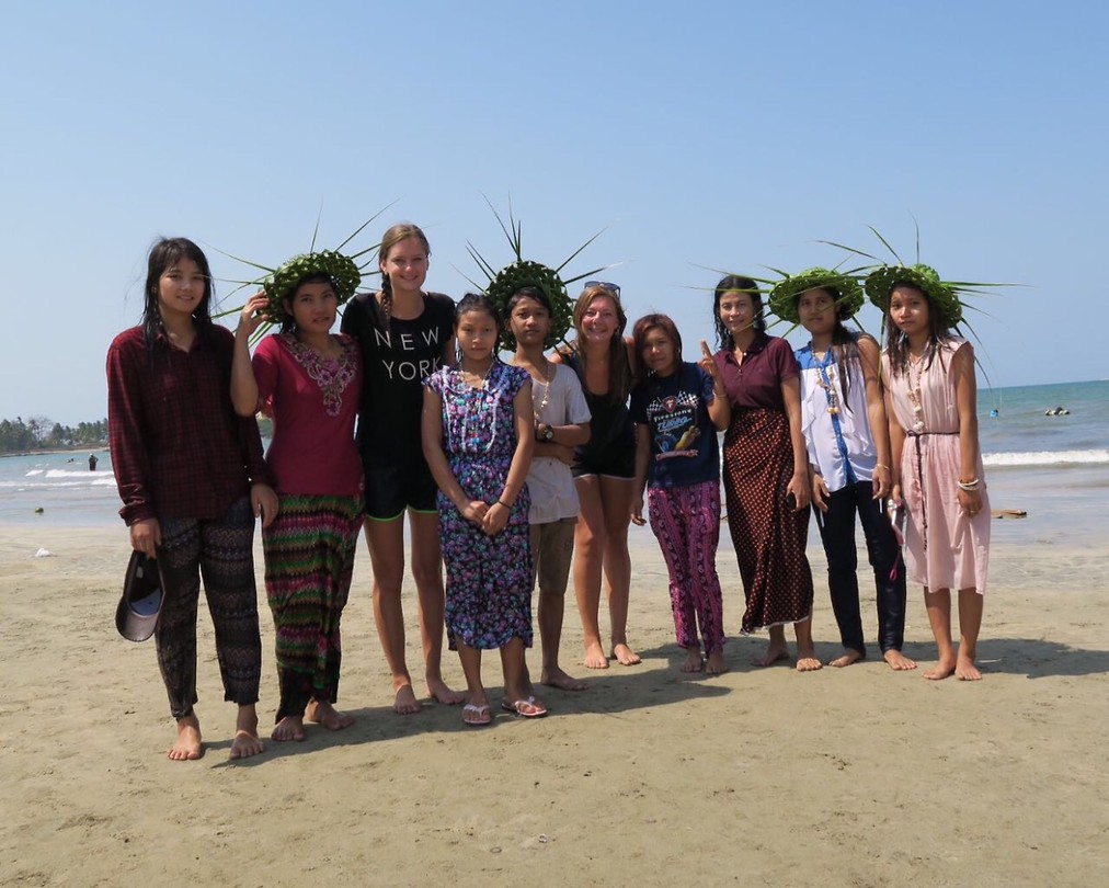 One of the many groups that asked us for a photo.
