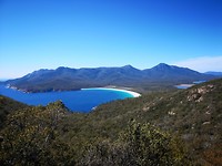 Wineglas bay lookout