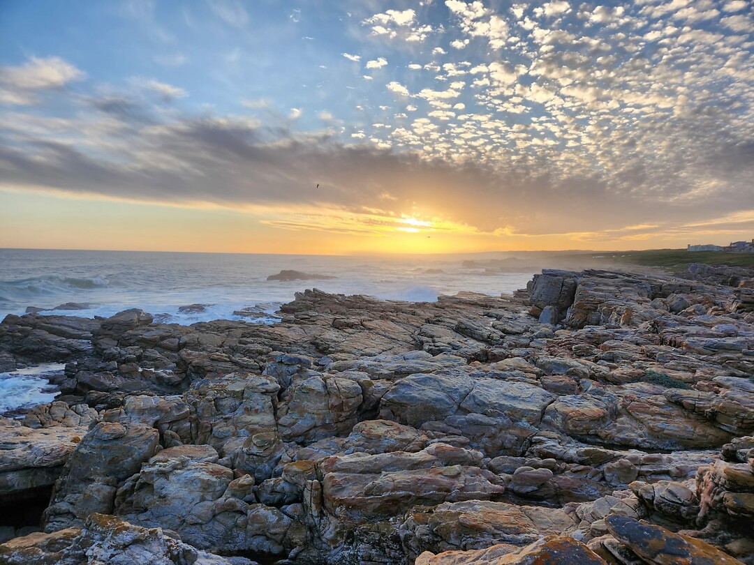 Sunset rock CSF