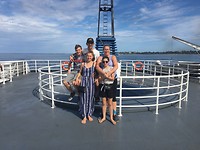 Met de ferry