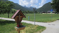 Kruisbeeld langs de weg