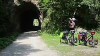 Tunneltjes op oud spoorwegtraject
