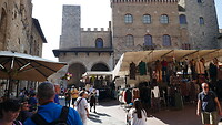Markt in San Gimignano