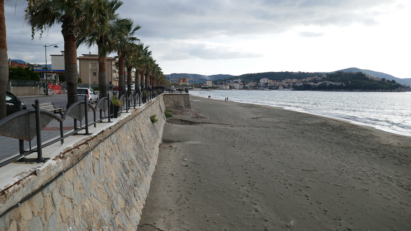 Strand