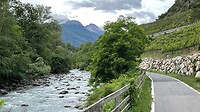 Afdalen langs de Etch naar Merano