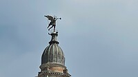 36C99867-B031-47F7-B6A1-04AD49D52DE5