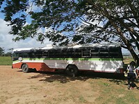 337. Onze bus