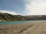 Oceaanwater kust Christchurch gaat estuarium in