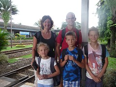 op het station in Bandung