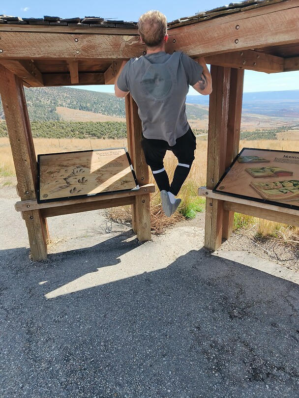 1000021429