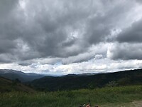 Donkere wolken richting Portomarin